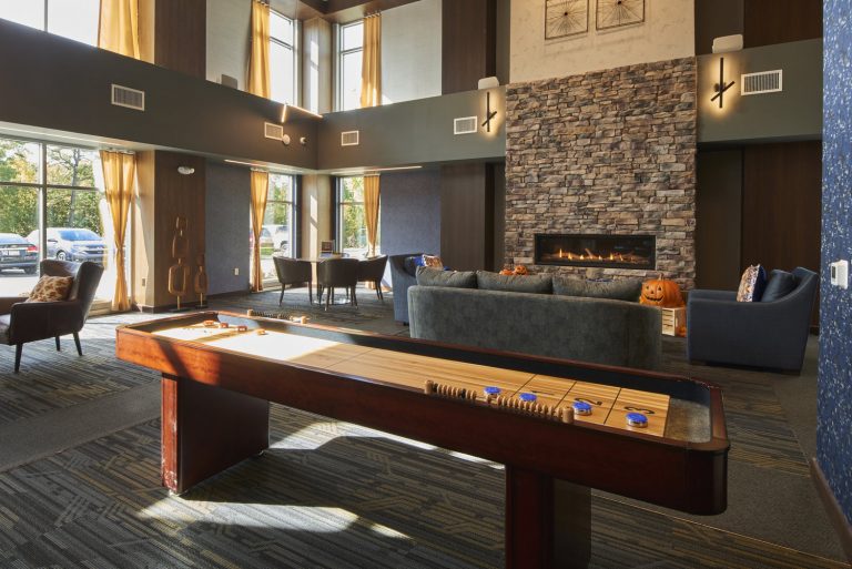 The Valley at Penn State, Clubhouse Lounge