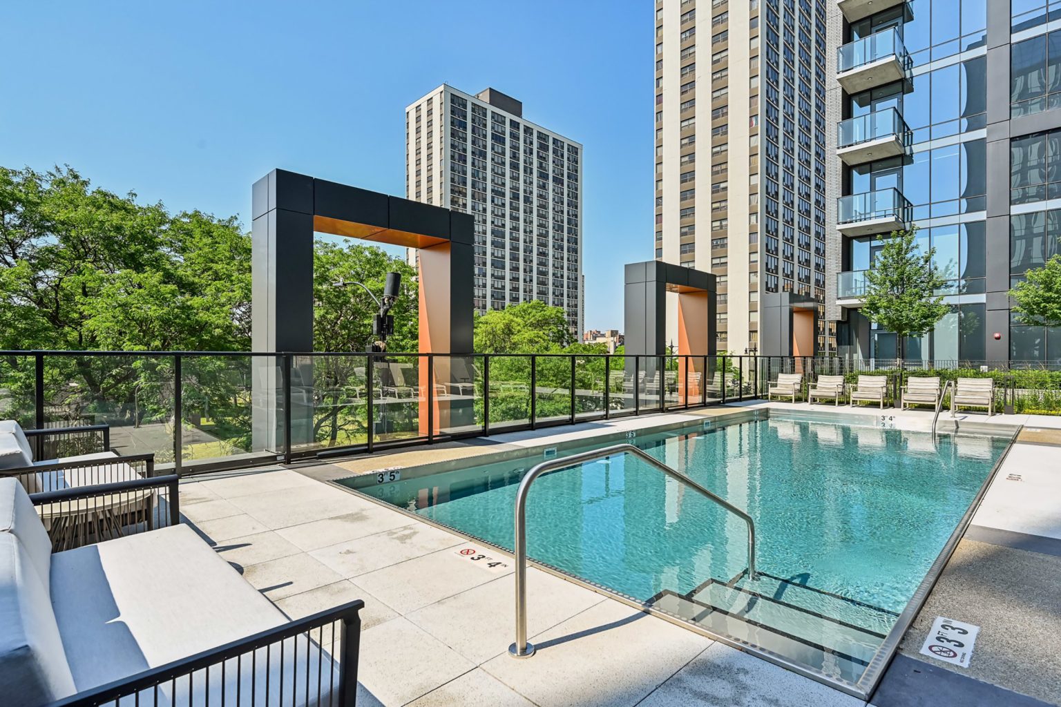 Solverre, Exterior Pool