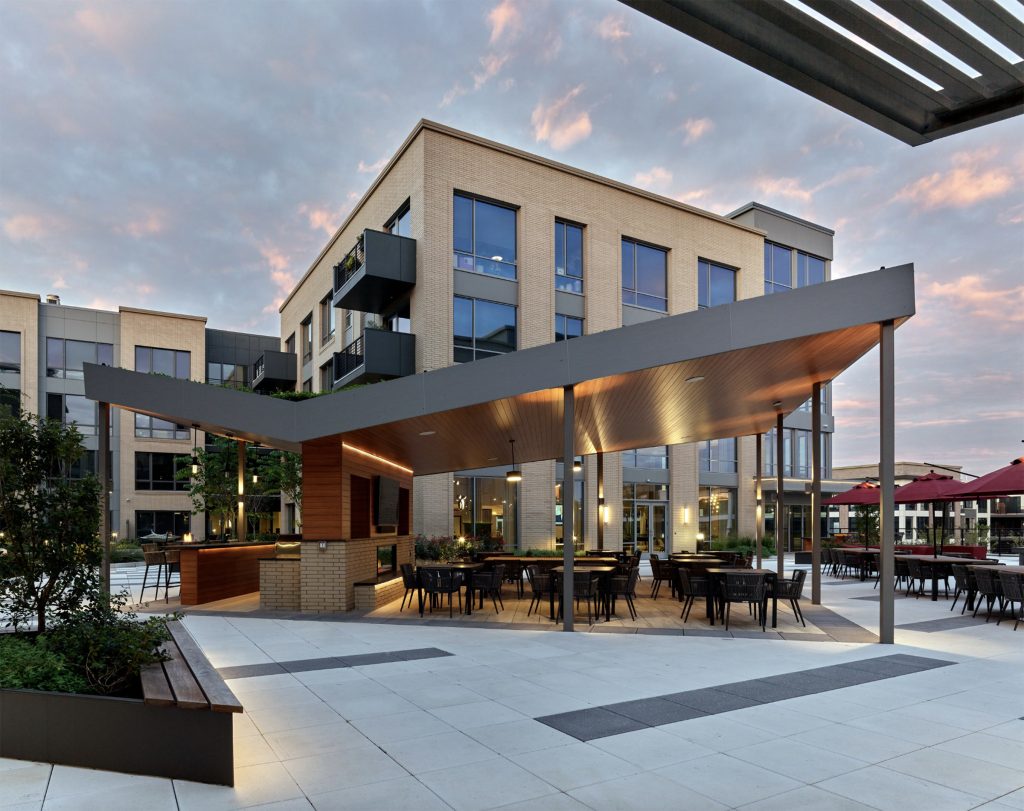 Sol at Vermella Union, Exterior Courtyard
