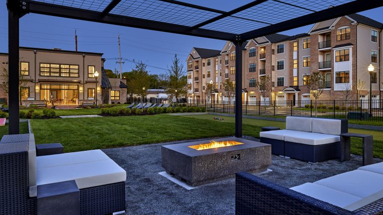 Central and Oak, Exterior Courtyard