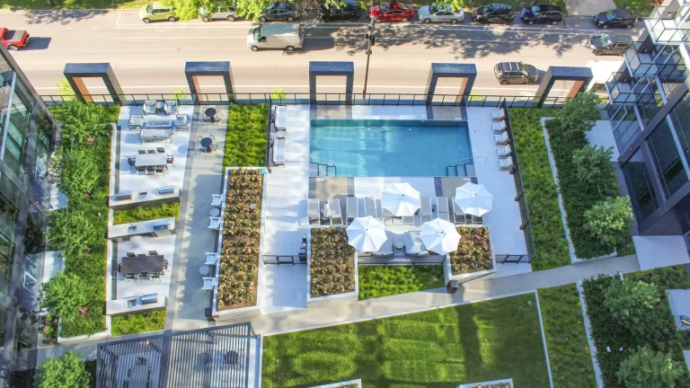Solverre, Exterior Aerial