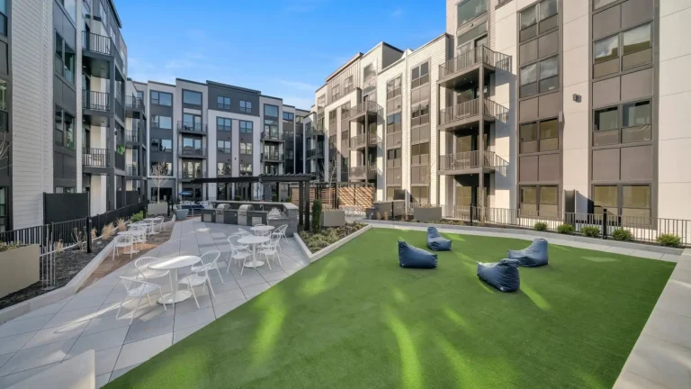 The Marq, Courtyard