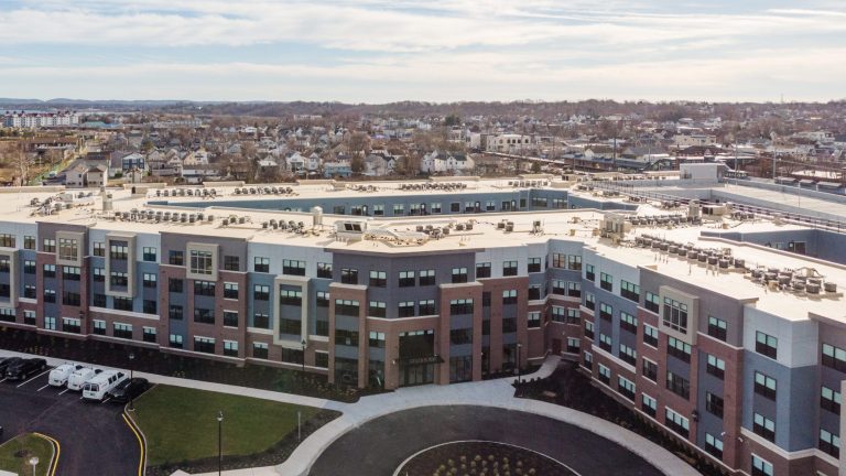 Station Bay, Exterior Aerial