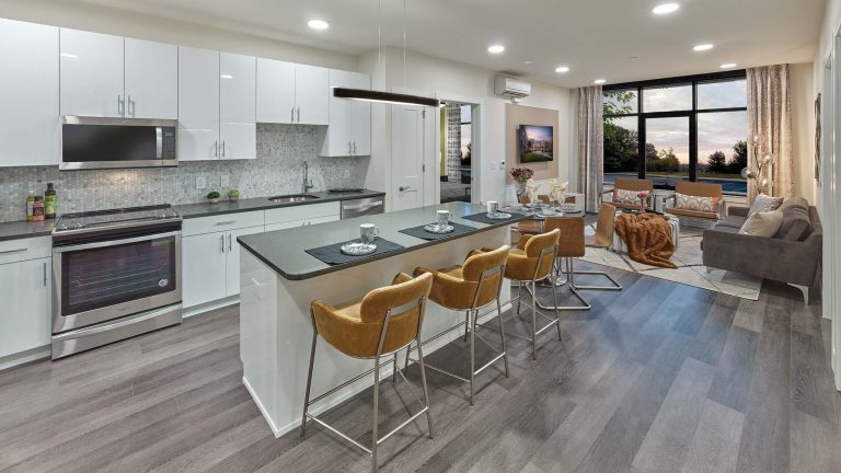 Vermella Union - Clubhouse, Apartment Living