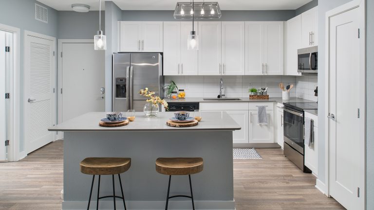 YBOR, Kitchen